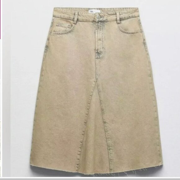 Zara Women's Overdyed Frayed Denim Mid Rise A-line Midi Skirt Size M - Picture 2 of 7